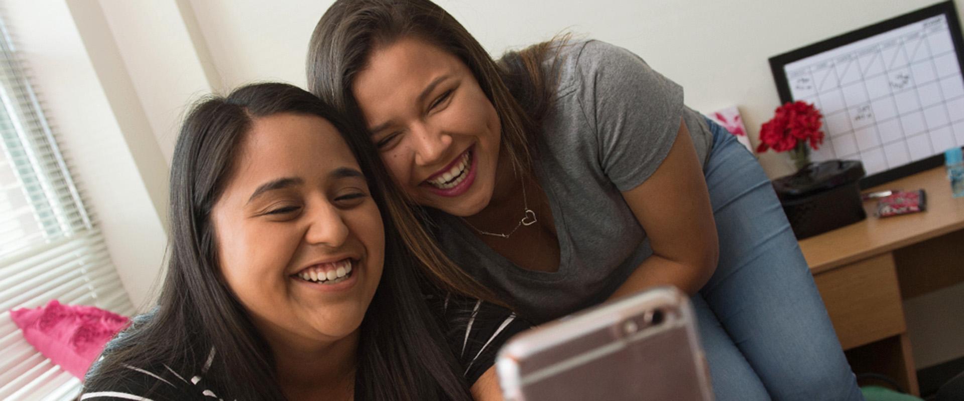 UIW Students in residence hall